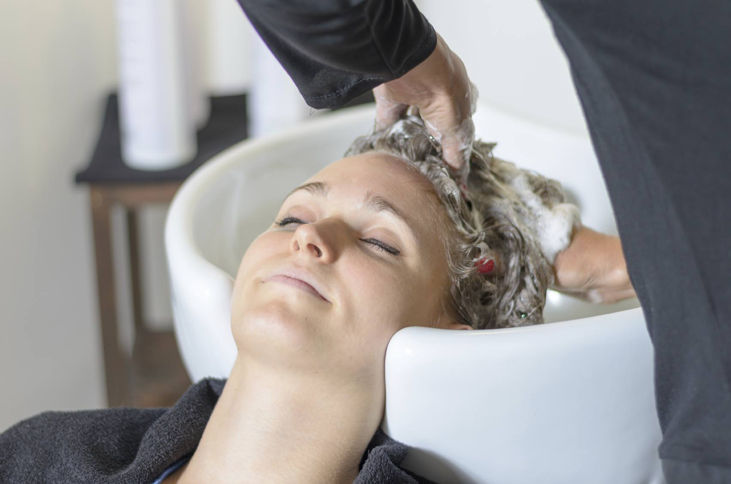 WASSEN, KNIPPEN & DROGEN